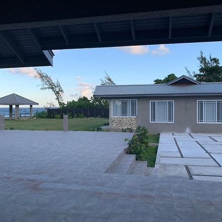 Soak'D Pineapple Villa Berrydale Εξωτερικό φωτογραφία
