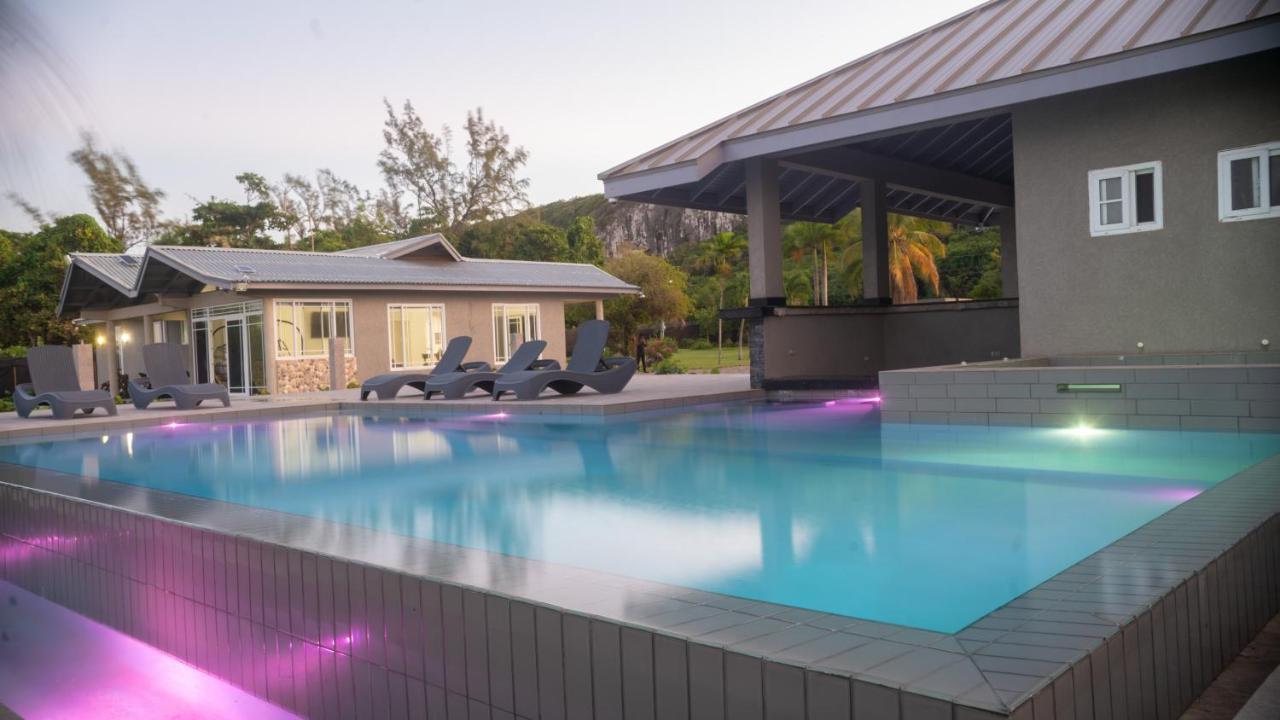 Soak'D Pineapple Villa Berrydale Εξωτερικό φωτογραφία